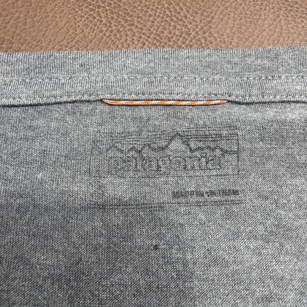 Patagonia Small 3/4 Sleeve Top Gray Women's Outdoors Hiking Casual Everyday - Picture 3 of 8
